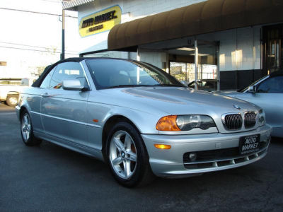 2002 BMW 325  Ci