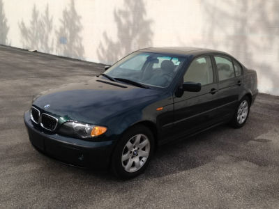 2005 BMW 325  i