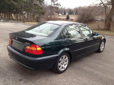 2005 BMW 325 i
