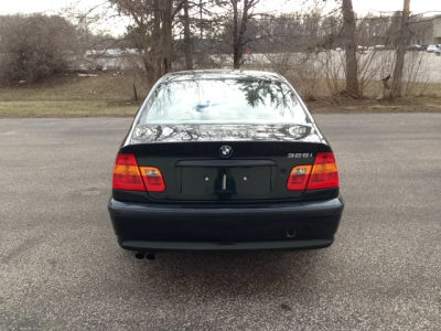 2005 BMW 325 i