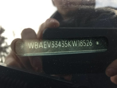 2005 BMW 325 i