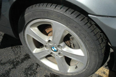 2004 BMW 325 xi