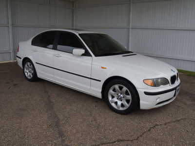 2003 BMW 325  i