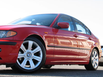 2003 BMW 325  i