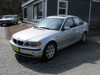 2004 BMW 325 xi