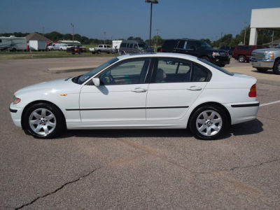 2005 BMW 325 i