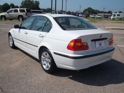 2005 BMW 325 i