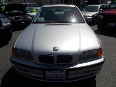 2001 BMW 325 i