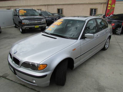 2002 BMW 325  i