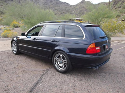 2003 BMW 325 iT