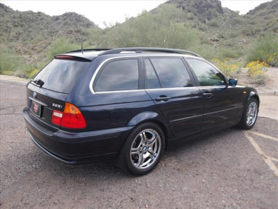 2003 BMW 325 iT