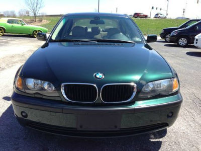 2003 BMW 325  xi