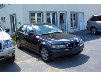 2002 BMW 325  i