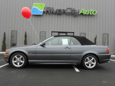 2003 BMW 325  Ci