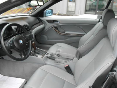 2003 BMW 325  Ci