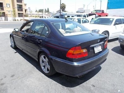 2005 BMW 325 i