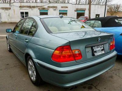 2005 BMW 325 i