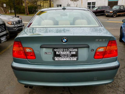 2005 BMW 325 i