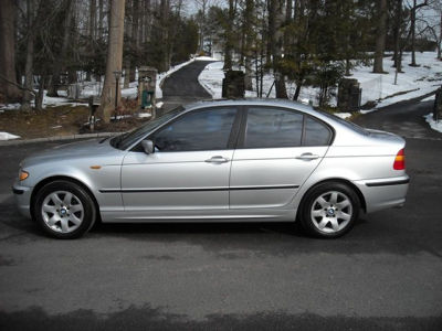 2004 BMW 325 xi