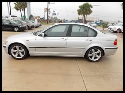 2004 BMW 325 i
