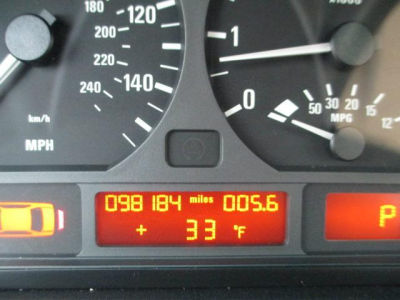 2003 BMW 325 xi