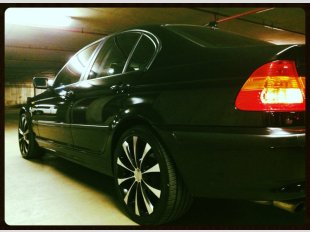 2004 BMW 325 xi