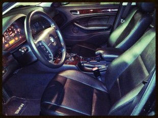 2004 BMW 325 xi