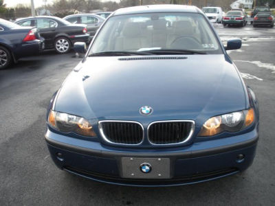 2003 BMW 325 xi