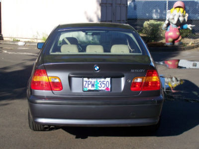 2003 BMW 325  i