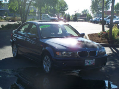 2003 BMW 325  i