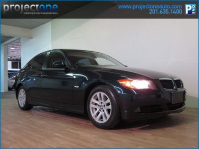 2006 BMW 325  xi