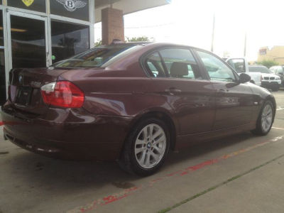 2006 BMW 325  i