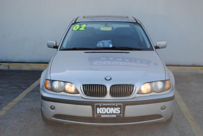 2002 BMW 325 i