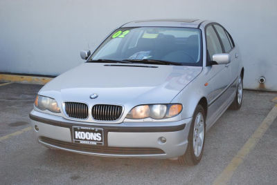 2002 BMW 325 i