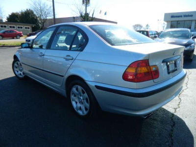 2002 BMW 325 xi