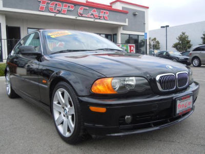 2001 BMW 325  Ci