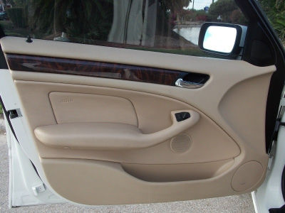 2005 BMW 325  i