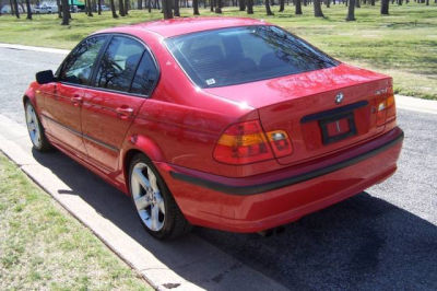 2005 BMW 325  i