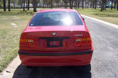 2005 BMW 325  i