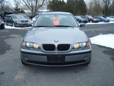 2005 BMW 325 xi