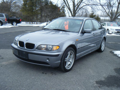 2005 BMW 325 xi