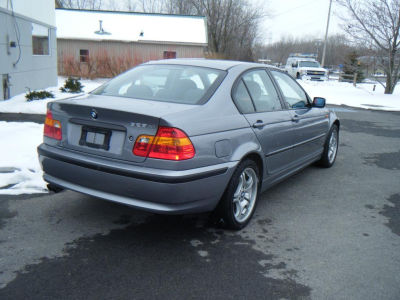 2005 BMW 325 xi