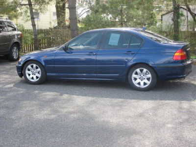2004 BMW 325 i