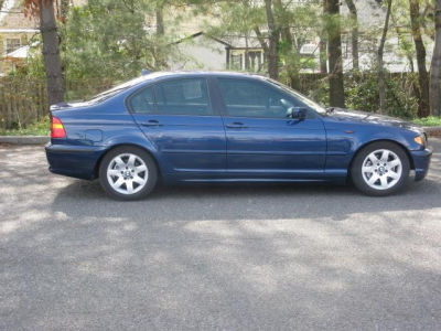 2004 BMW 325 i