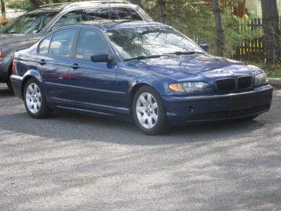 2004 BMW 325 i