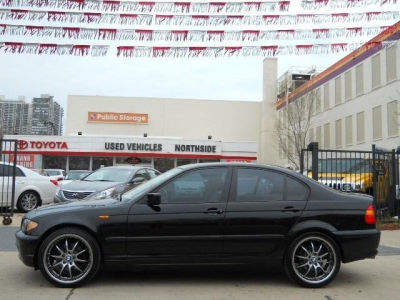 2005 BMW 325  i