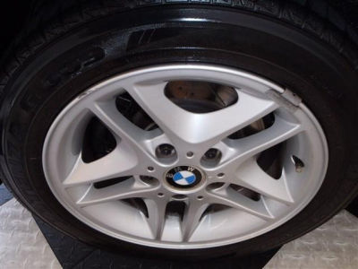 2004 BMW 325  Ci