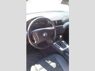2004 BMW 325 i