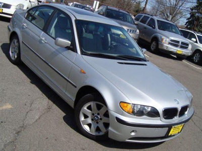 2004 BMW 325 xi