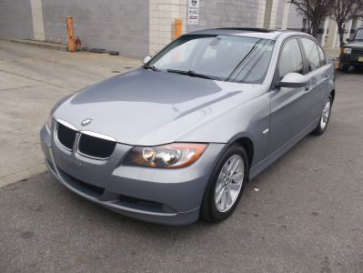 2006 BMW 325  i